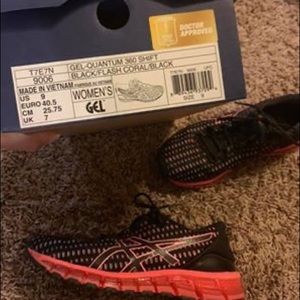 ASICS Gel Quantum 360